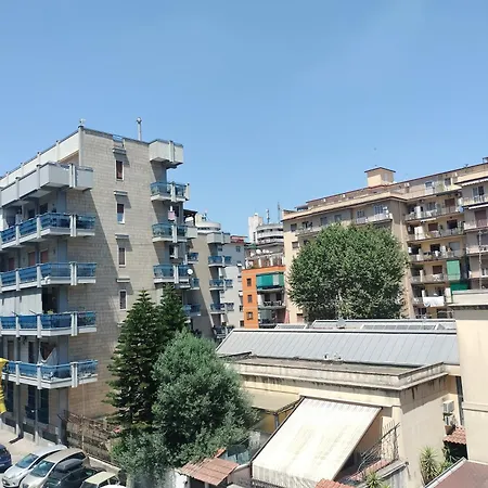 La Vie Est Belle